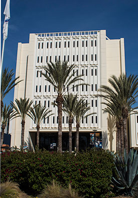 Langsdorf Hall (1971) - CSU Fullerton campus