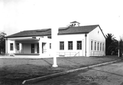 rear view of the Fullerton Post Office