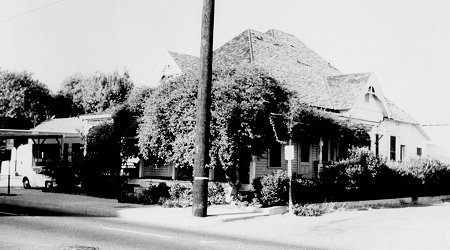 the clark house before relocation