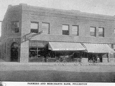 old photo of Farmers & Merchants Bank building