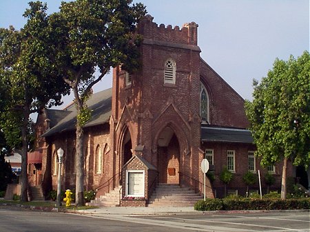 newer photo of Church of Religious Science